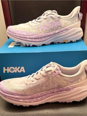New HOKA Women's Speedgoat 6 Size 8.5 Lavender/Purple Running Sneakers